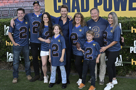 Serienpremiere 'Chad Powers' in Pasadena