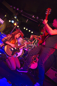 Konzert von Nina Attal in Berlin