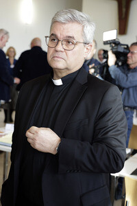 Fototermin zum Auftakt der Frühjahrsvollversammlung in Würzburg