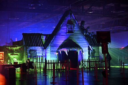 Midsummer Scream - Halloween & Horror Convention in Long Beach