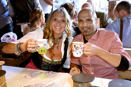 In Käfers Wiesn-Schänke beim Oktoberfest 2018 in München