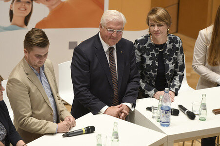 Podiumsdiskussion mit Frank-Walter Steinmeier in Brühl