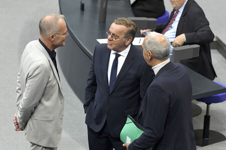 89. Sitzung des Deutschen Bundestages in Berlin