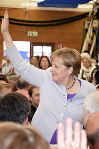 Angela Merkel besucht eine Festzeltveranstaltung der CSU in München