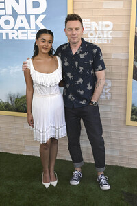 Filmpremiere 'The End of Oak Street' in Burbank