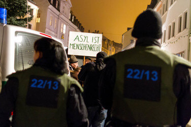 Gegen-Demo in Schneeberg