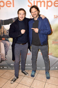 Filmpremiere 'Simpel' in München