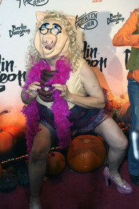 Halloween Party by Natascha Ochsenknecht im Berlin Dungeon
