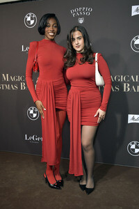 Magical Christmas Ball von LeGer by Lena Gercke in Berlin