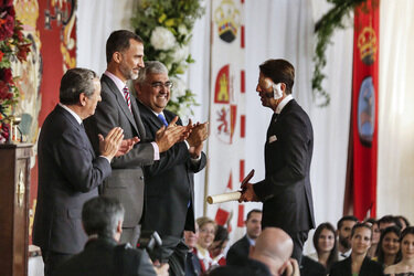 Verleihung der Royal Cavalry Armory University Awards in Sevilla