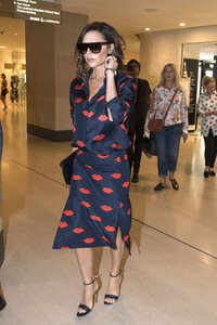 Victoria Beckham in Hongkong