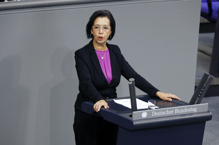 26. Sitzung des Deutschen Bundestages in Berlin