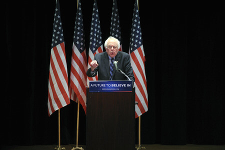 Bernie Sanders spricht im Rathaus in New York
