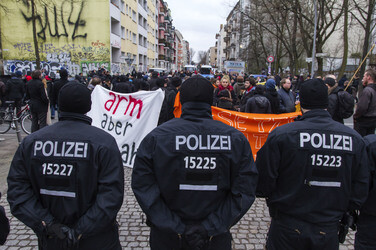 Demo gegen die Zwangsräumung der Beermannstraße sowie den Ausbau der A100, Berlin