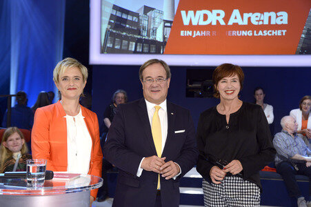 TV-Sendung 'WDR Arena - Ein Jahr Regierung Laschet' in Köln