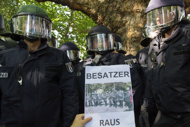Demonstration für das Bleiberecht der Flüchtlinge aus der Gerhart-Hauptmann-Schule, Berlin