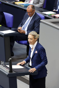 83. Sitzung des Deutschen Bundestages in Berlin