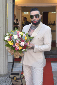 Theaterpremiere 'Der eingebildet Kranke' und 90. Geburtstag von Dieter Hallervorden in Berlin