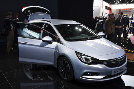 Zweiter Pressetag auf der IAA 2015 in Frankfurt
