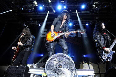 Konzert von Slash featuring Myles Kennedy & The Conspirators in Hamburg
