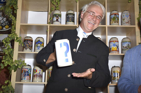 Hofbräu Festzelt Krugvorstellung 2017 in München