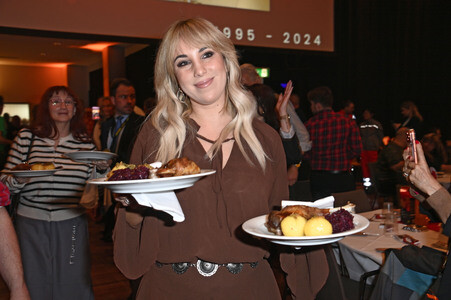 31. Weihnachtsfeier für Obdachlose und Bedürftige 2025 in Berlin