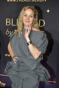 Weltpremiere der 'Blinded by Delight' Grand Show 2025 in Berlin