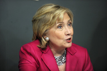 Hillary Clinton signienert ihr Buch 'Hard Choices', New York
