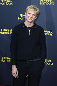Festivaleröffnung und Filmpremiere 'The Idiots', Filmfest Hamburg 2026