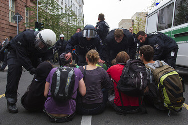 Gegendemonstration zum 'Marsch für das Leben', Berlin