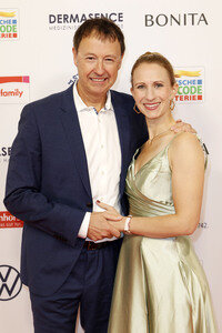 Goldene Bild der Frau 2025 in Hamburg