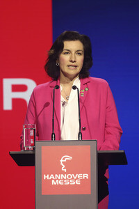 Bühnenpräsentation auf der Hannnover Messe 2026
