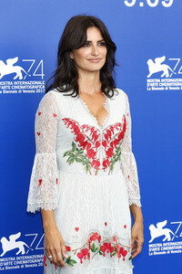 'Loving Pablo' Photocall, 74. Internationale Filmfestspiele von Venedig