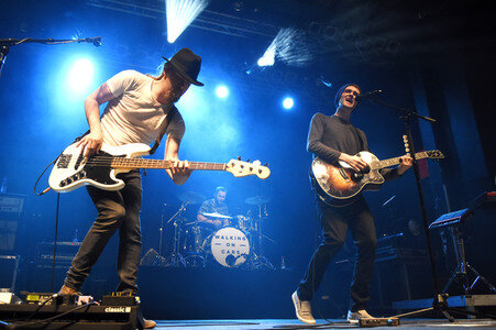 Konzert von Walking on Cars in Hannover