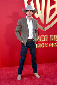 Warner Bros. Primetime Emmy Awards Nominierten Party 2026 in West Hollywood