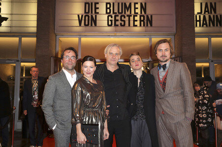 Filmpremiere 'Die Blumen von gestern' in Berlin