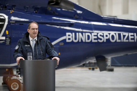 Indienststellung der Drohnenabwehreinheit der Bundespolizei in Ahrensfelde