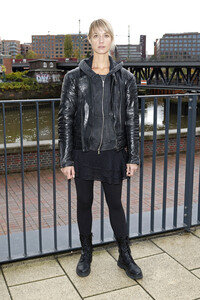 Fototermin 'Frau ohne Namen' in Hamburg