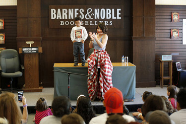 Evangeline Lilly Autogrammstunde, Los Angeles