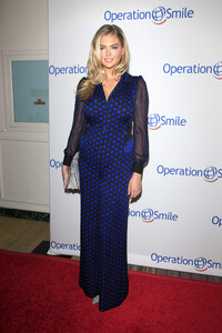 Smile Gale 2015 in Beverly Hills