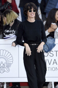 Ankunft von Paz Vega auf dem San Sebastian Film Festival 2017