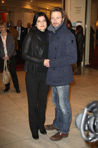 Theaterpremiere 'Alles muss glänzen - The Homemaker' in Berlin