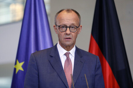 Treffen des Bundeskanzlers mit Vertretern der Automobilindustrie in Berlin