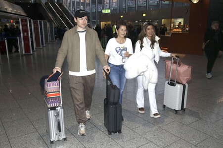 Abflug ins Dschungel-Camp 2026 vom Flughafen Frankfurt am Main