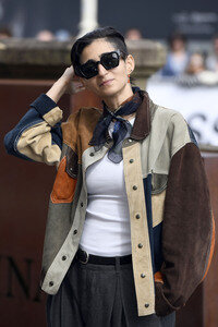 Ankunft von Alba Flores auf dem San Sebastian International Film Festival 2025