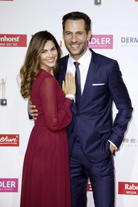 Goldene Bild der Frau 2017 in Hamburg