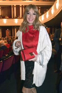 Theaterpremiere 'Wer schießt auf Frau Hummel?' in München