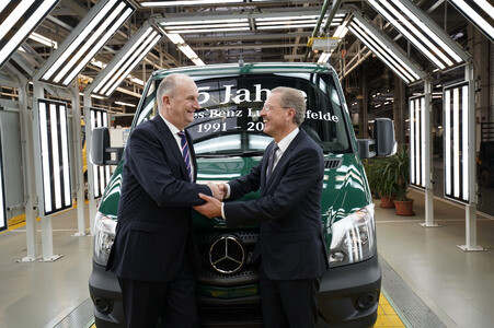Jubiläumsfeier '25 Jahre Mercedes-Benz Werk Ludwigsfelde'