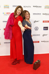 Goldene Bild der Frau 2025 in Hamburg