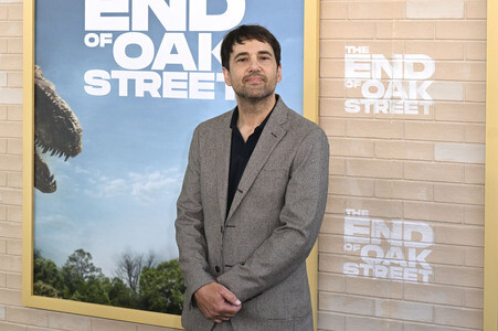 Filmpremiere 'The End of Oak Street' in Burbank